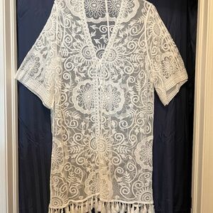 Auneliege White Duster L/XL  Sheer Mesh Embroidered Short Sleeve Boho Be…